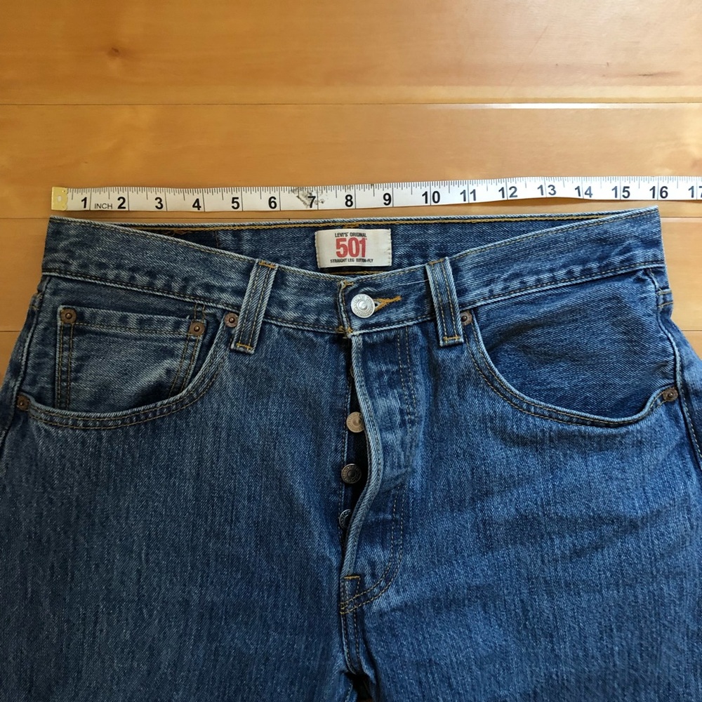 SOLD LEVI'S 501 Button Fly Straight Leg Jeans - Picture 8 of 9